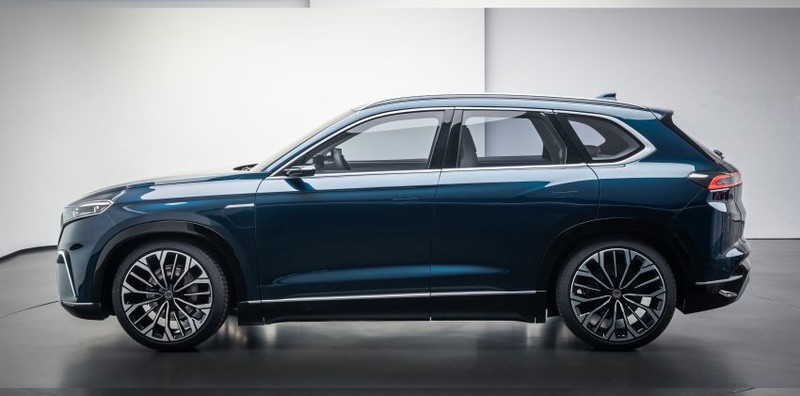 thuong hieu o to dau tien cua tho nhi ky trinh lang mau suv dien hinh 5