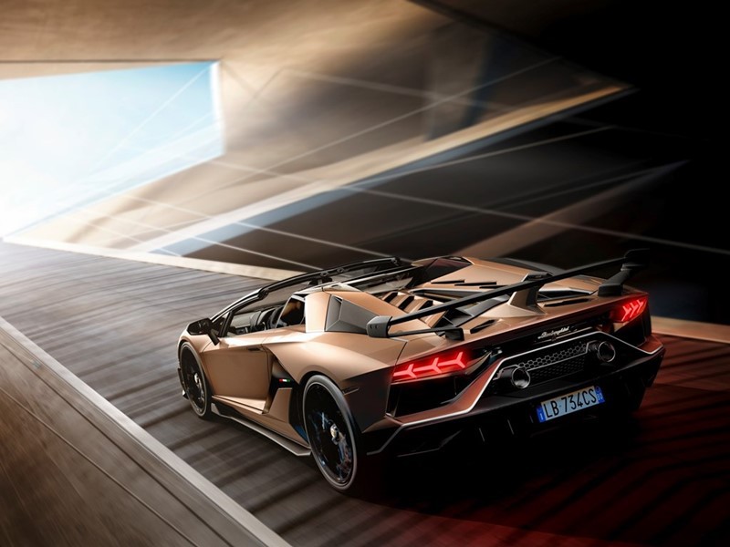 lamborghini tiep tuc mot nam thanh cong voi doanh so hon tam nghin xe hinh 1