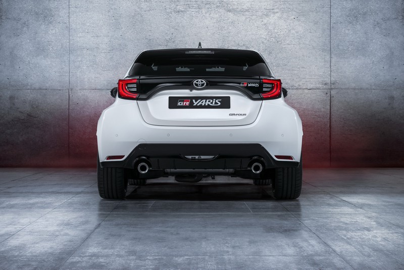 anh chi tiet toyota gr yaris 2020 danh cho duong dua hinh 6