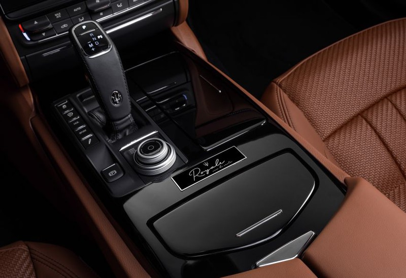 maserati ra mat bo ba royale dac biet, san xuat gioi han 100 chiec hinh 10