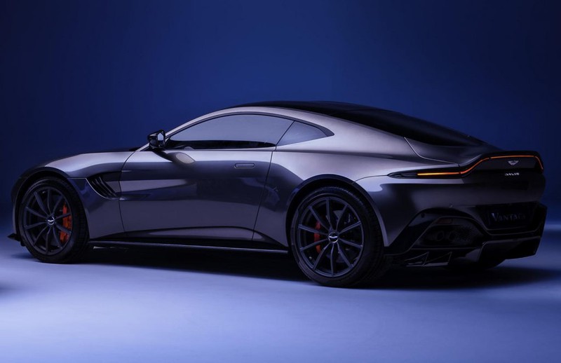 aston martin ra mat tuy chon so san cho vantage the he moi hinh 2