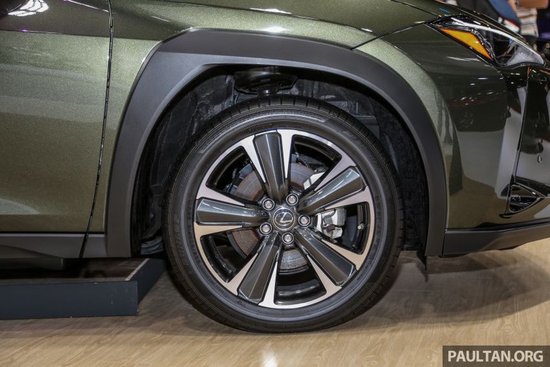 mau suv lexus ux chuan bi ban ra tai thi truong hinh 4