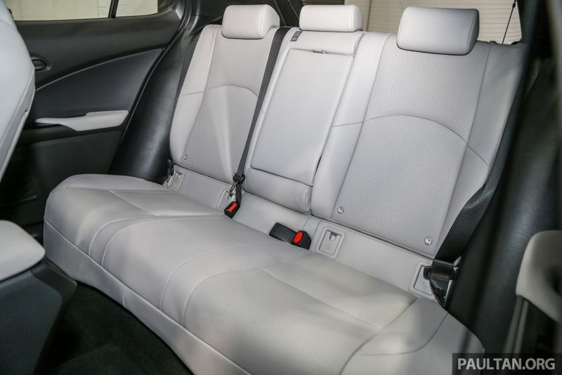mau suv lexus ux chuan bi ban ra tai thi truong hinh 7