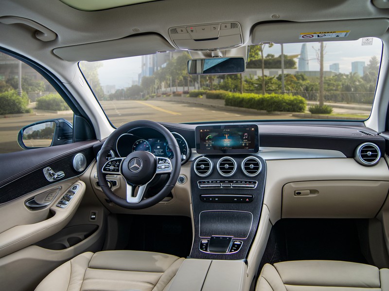 anh chi tiet mercedes glc 300 4matic & glc 300 4matic coupe  hinh 9