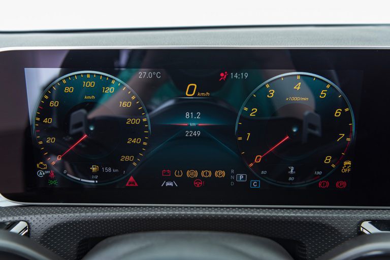 brabus b35s mercedes amg a35 co gia len toi 90,000 usd hinh 10