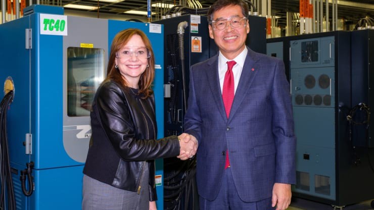 gm, ford nghien cuu su dung nha may de san xuat thiet bi y te hinh 1