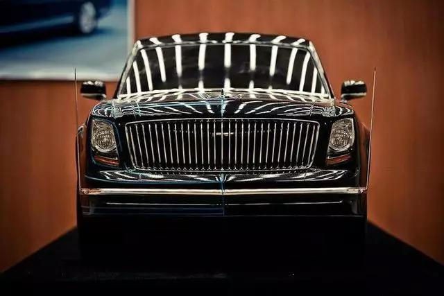 "rolls-royce trung quoc" - hongqi l4 trang bi cua mo suicide noi tieng hinh 4