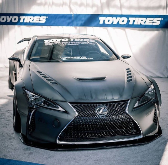 hinh anh lexus lc500 do liberty walk mau den nham cuc " ngau" hinh 7