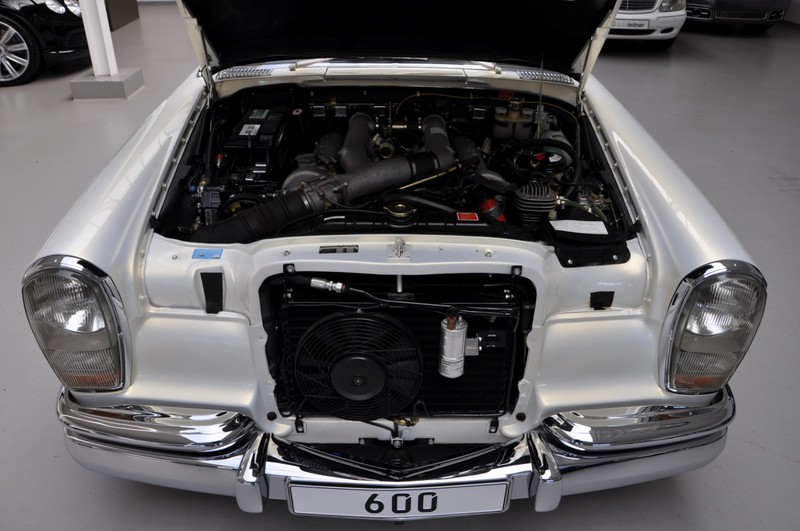 ton hon 70 ty dong de phuc hoi mercedes-benz 600 pullman maybach 1975 hinh 14