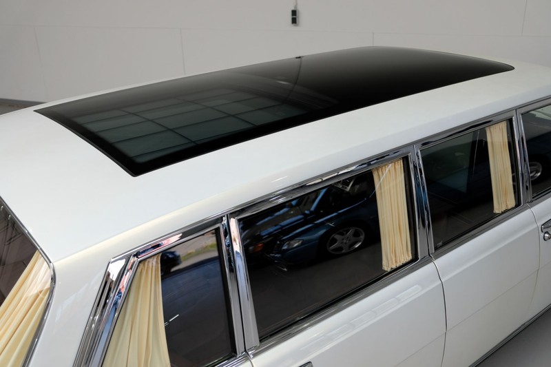 ton hon 70 ty dong de phuc hoi mercedes-benz 600 pullman maybach 1975 hinh 6