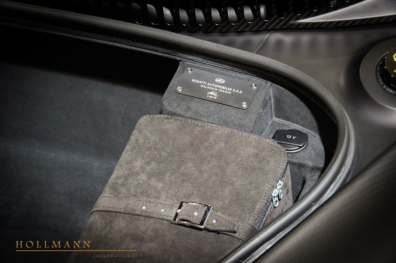 'hang hiem" bugatti chiron sport noire duoc rao ban 102 ty dong hinh 6