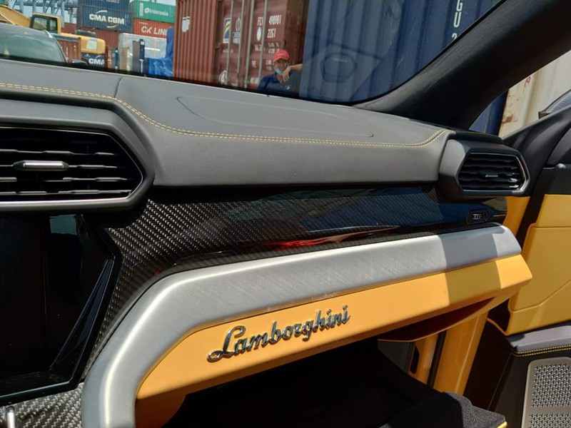 lamborghini urus 4 cho dau tien ve viet nam hinh 13