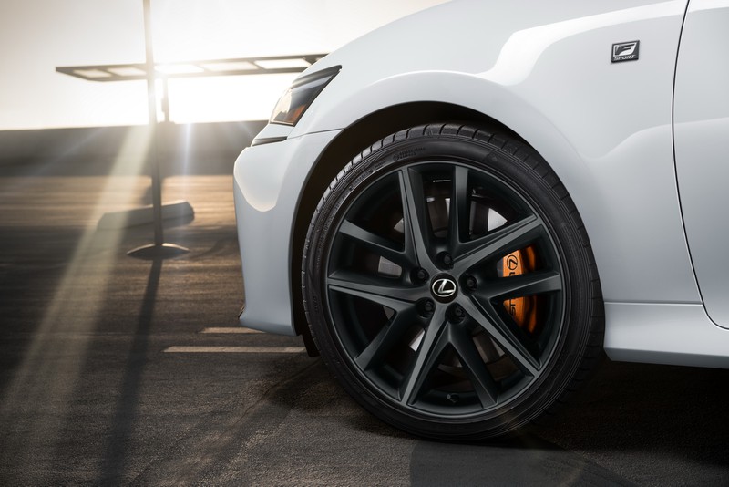 kham pha lexus gs black line 2020 phien ban dac biet hinh 3