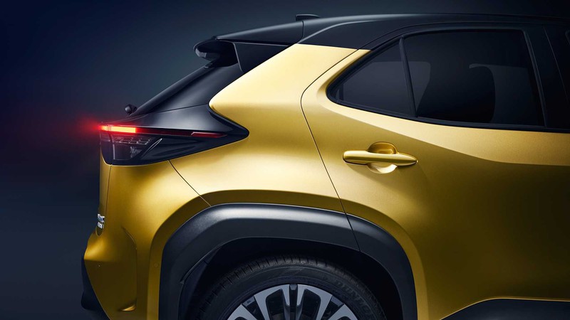 hinh anh chi tiet toyota yaris cross 2021 vua ra mat hinh 7