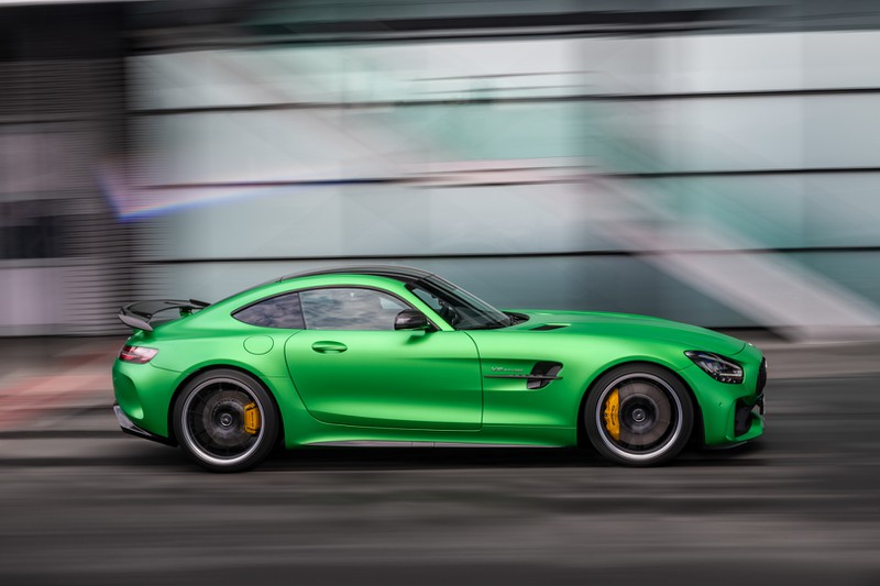 anh chi tiet mercedes-amg gt r gia hon 11 ty dong tai viet nam hinh 14