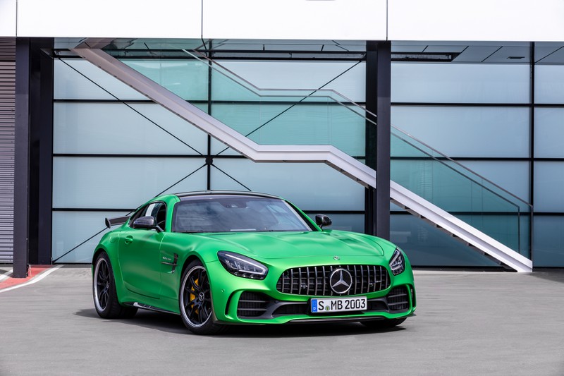 anh chi tiet mercedes-amg gt r gia hon 11 ty dong tai viet nam hinh 5