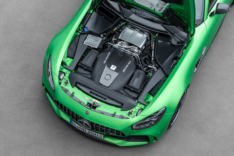 anh chi tiet mercedes-amg gt r gia hon 11 ty dong tai viet nam hinh 12