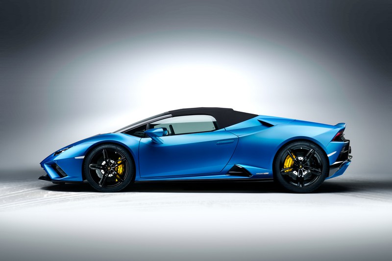 lamborghini ra mat phien ban mui tran cua huracan evo rwd hinh 5