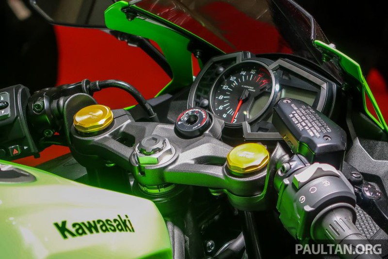 kawasaki zx 25r 2020 ra mat voi ong xa yoshimura hinh 3