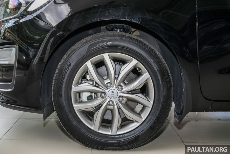 chiem nguong kia grand carnival 2020 gia chua den 1 ty dong hinh 3