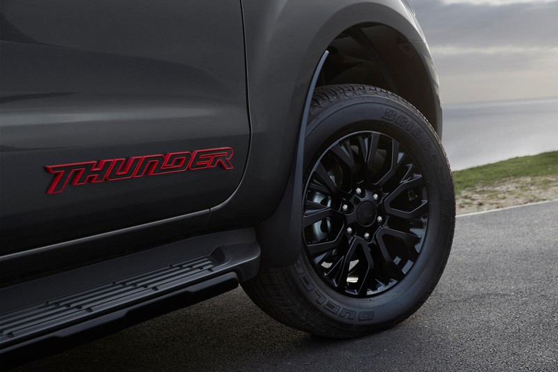 kham pha ford ranger thunder vua trinh lang hinh 5