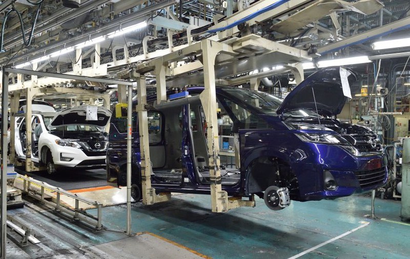 nissan rut khoi han quoc va indonesia de tai cau truc lai he thong hinh 2