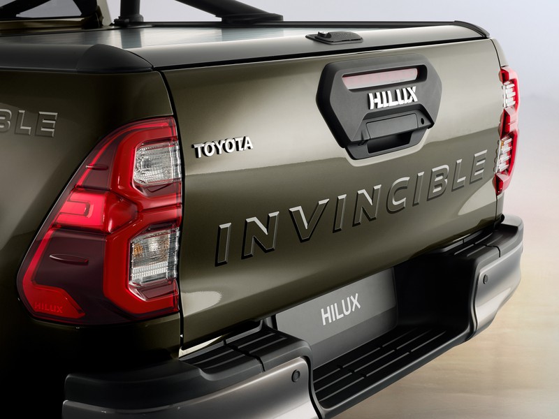 toyota hilux 2020 nang cap co thiet ke va dong co thay doi hinh 10