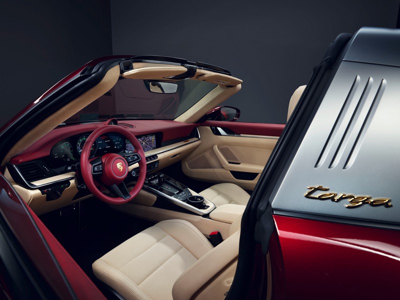 porsche ra mat heritage design edition cho 911 targa 4s moi hinh 4