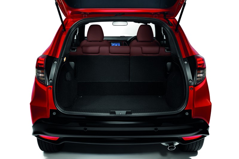 honda hr v rs them tuy chon goi noi that boc da nau bat mat hinh 5