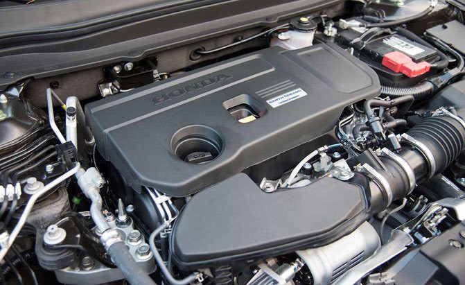 toyota camry va honda accord dau la chiec xe phu hop voi ban hinh 2