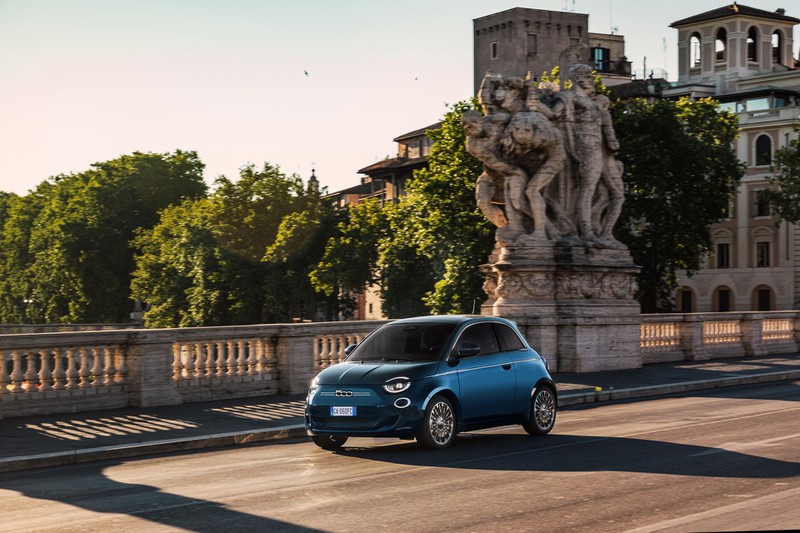 fiat 500 ra mat phien ban dac biet "la prima" hinh 4