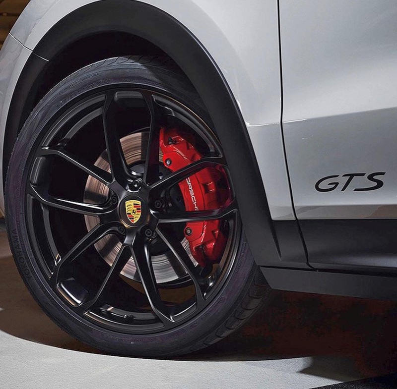 porsche cayenne coupe gts lo anh truoc ngay ra mat hinh 5