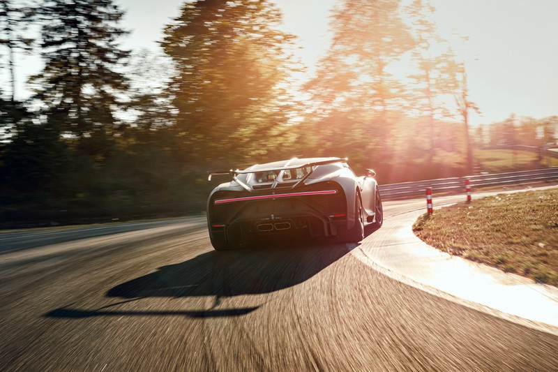 ky su bugatti giai thich ve nhung nang cap cua chiron pur sport hinh 7