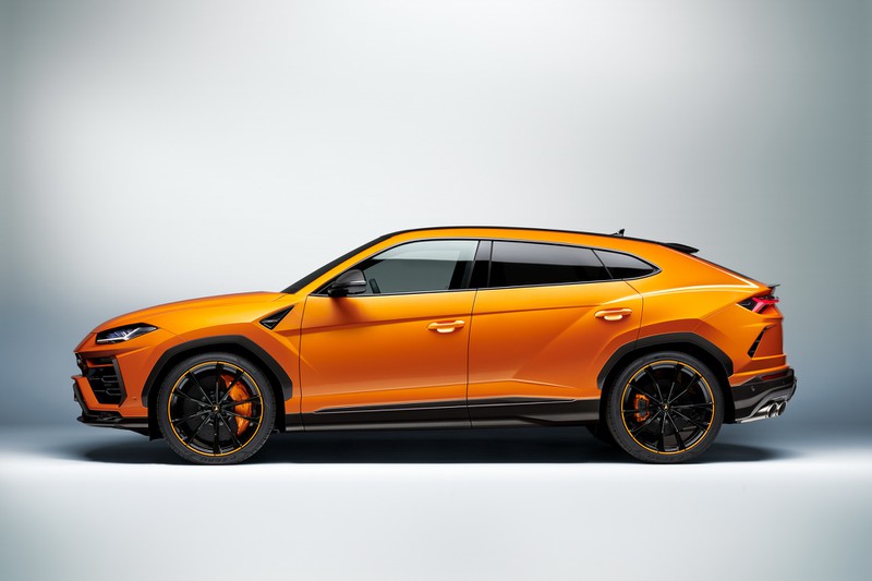 lamborghini ra mat ba mau son ngoc trai dac biet cho sieu suv urus hinh 7