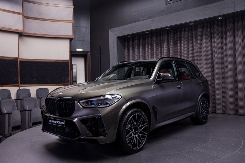 chi tiet bmw x5m competition 2020 mang mau xanh manhattan metal hinh 2