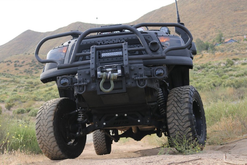"quai thu" toyota tundra voi goi trang bi trd off-road hinh 4