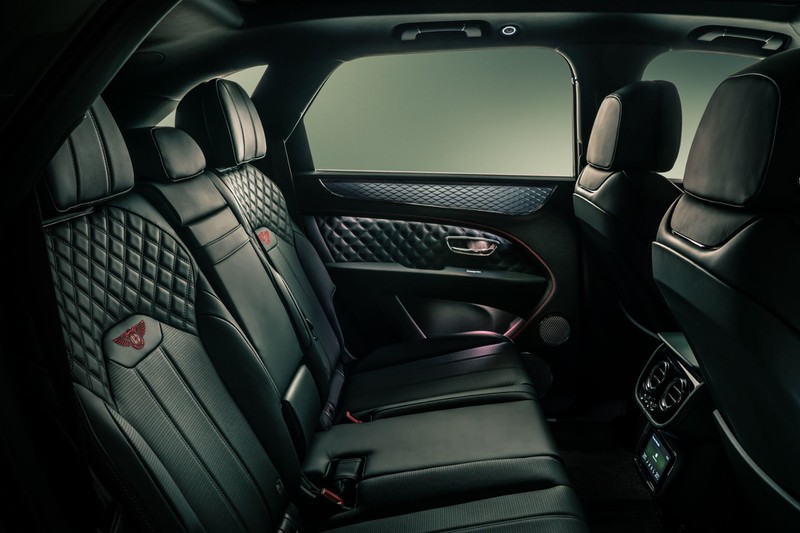 bentley bentayga 2021 ban nang cap thay doi thiet ke bo sung cong nghe hinh 7