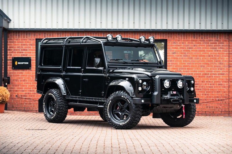 hang do twisted ra mat land rover defender lt1 v8 gia 250.000 usd  hinh 1