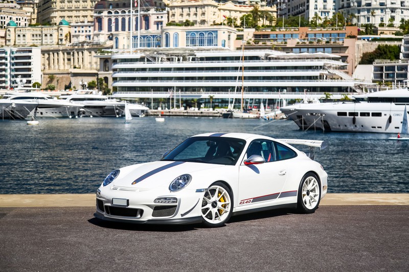 porsche 911 gt3 rs 4.0 ban dac biet duoc ban dau gia. hinh 1