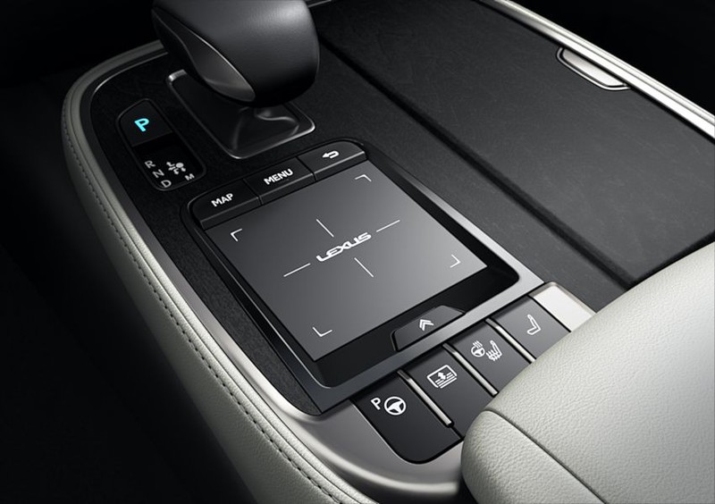 lexus ls ban nang cap 2021 se trang bi hang loat cong nghe tu dong hinh 12