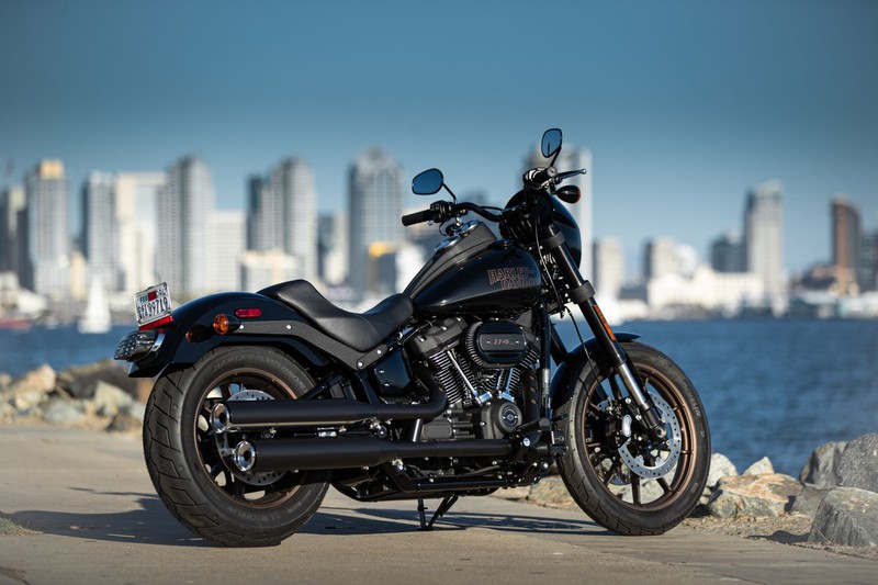 harley-davidson sa thai 500 nhan vien de tai cau truc hinh 1