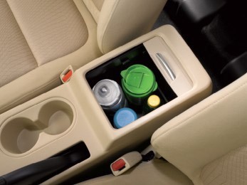 mitsubishi xpander nang cap lo dien tren duong hinh 10