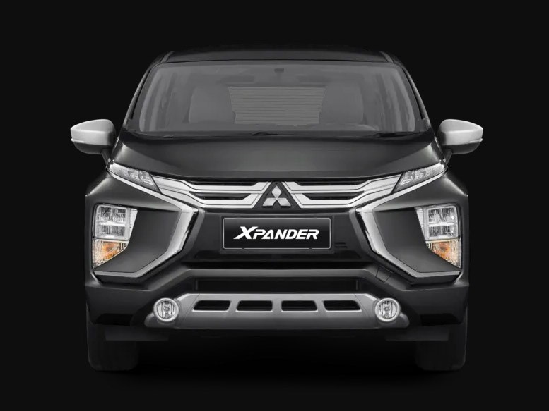 mitsubishi xpander nang cap lo dien tren duong hinh 4