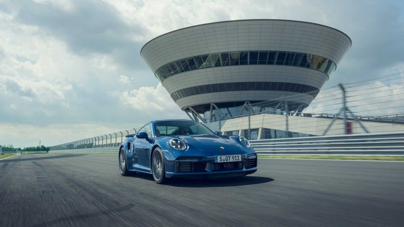 porsche ra mat 911 turbo va turbo cabriolet hinh 4