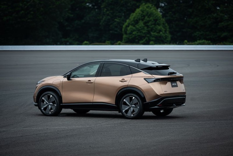 nissan ariya - doi thu suv dien moi cua tesla model y  hinh 5
