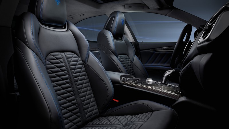dien kien maserati ghibli hybrid vua duoc ra mat hinh 14