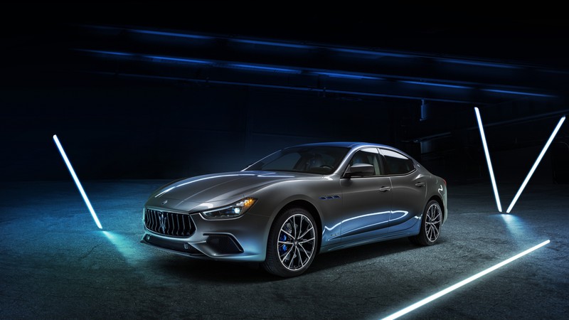 dien kien maserati ghibli hybrid vua duoc ra mat hinh 1