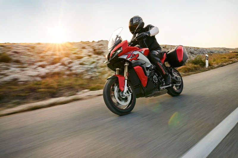 bmw s 1000 xr 2020 duoc ra mat tai an do hinh 1