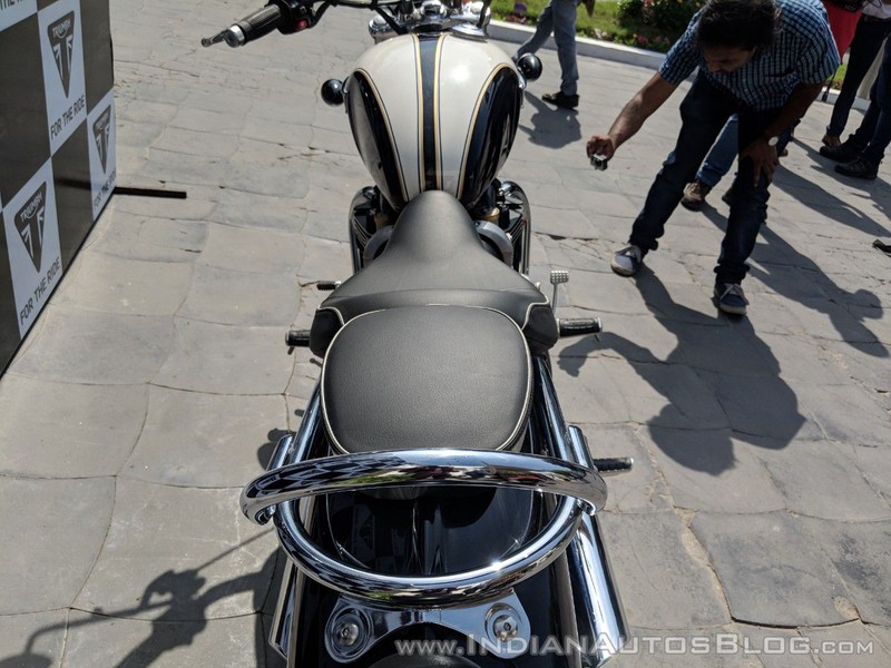 triumph bonneville speedmaster dat chuan bs6 vua ra mat hinh 13