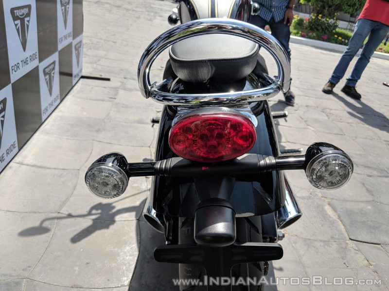 triumph bonneville speedmaster dat chuan bs6 vua ra mat hinh 9